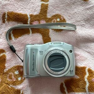 Canon PowerShot SX100 IS Digital Camera - WORKS - & SD Card